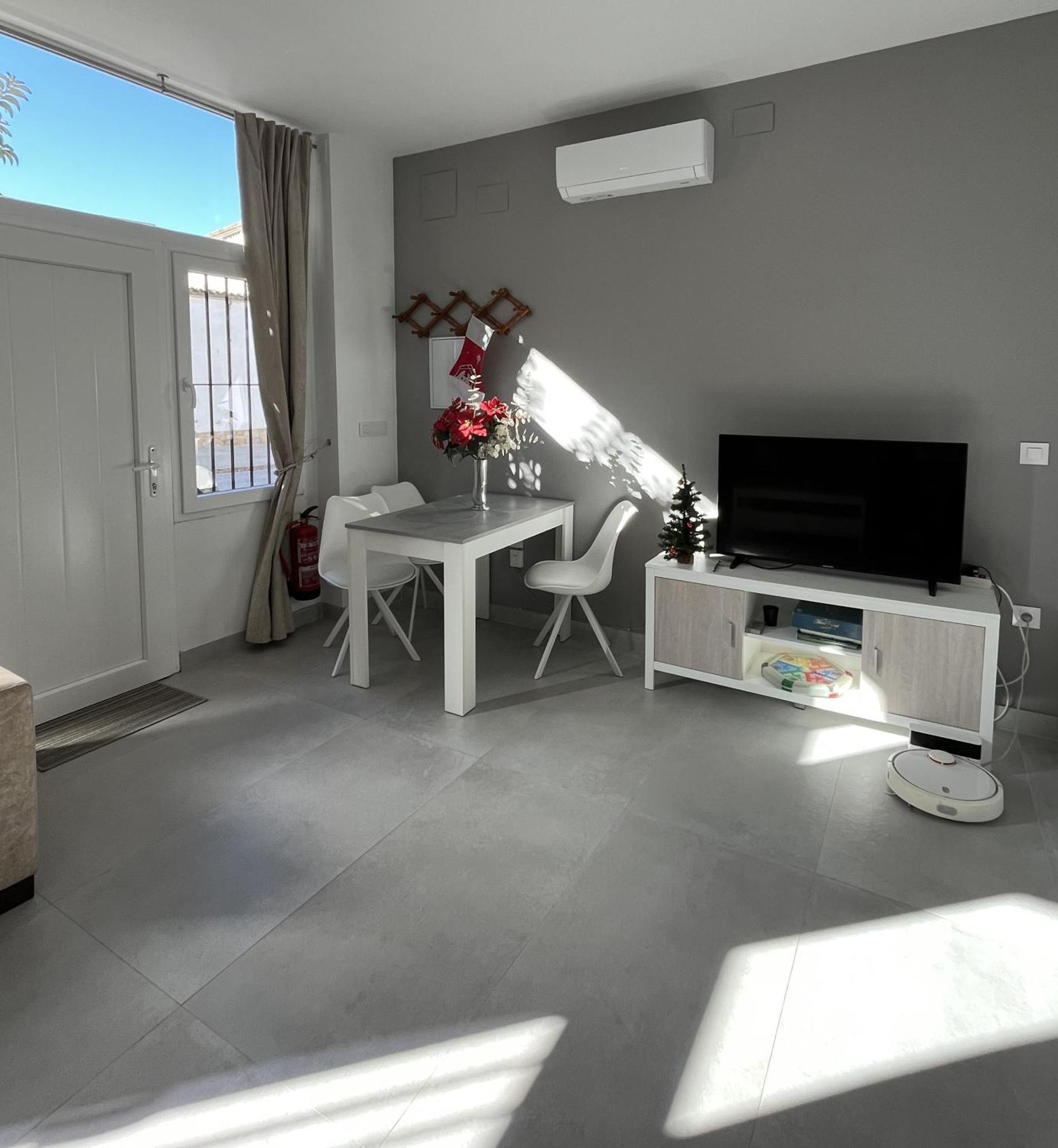 Aloja Apartment *